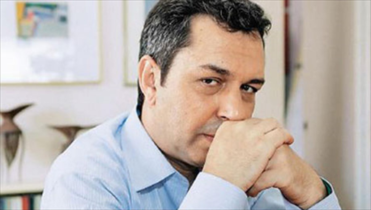 xristos-xatzipanagiotis-se-epoxes-krisis-to-theatro-anthei