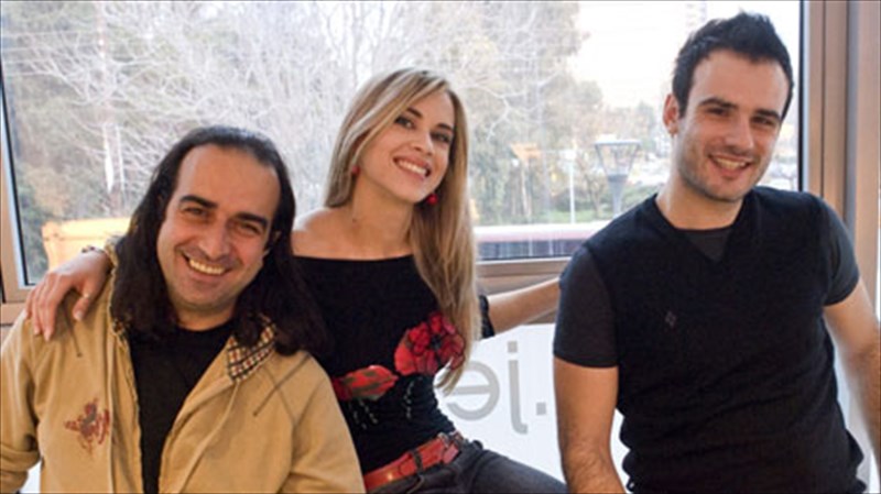 anoigei-i-aulaia-gia-ti-sunaulia-tis-deuteras-sto-half-note-aulaia-gia-ti-sunaulia-tis-deuteras-sto-half-note