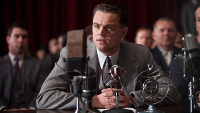 o-bromikos-xari-skiagrafei-ton-tz-entgkar-xouber