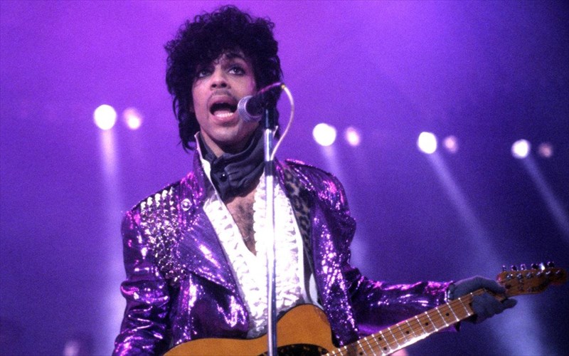 sto-fos-tis-dimosiotitas-ta-prota-stoixeia-gia-to-thanato-tou-prigkipa-tis-pop