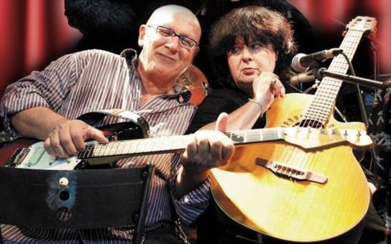 i-arleta-kai-o-lakis-me-ta-psila-reber-stin-ora-ton-trelon-lakis-me-ta-psila-reber-stin-ora-ton-trelon