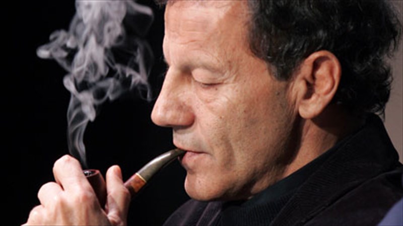 paratasi-parastaseon-gia-to-aman-amin-tou-ksarxakou