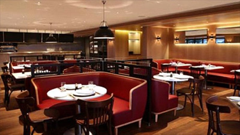 nea-geustiki-afiksi-me-dunati-upografi-sto-ksenodoxeio-metropolitan