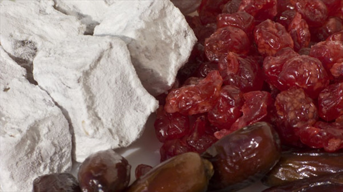 ti-ethnikotitas-einai-to-soutzouk-loukoum