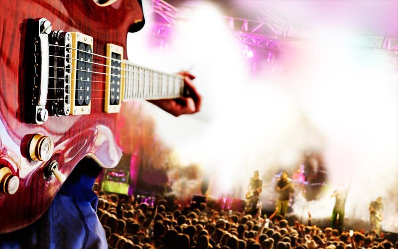 i-istoria-tou-ellinikou-rok-se-ena-bradu