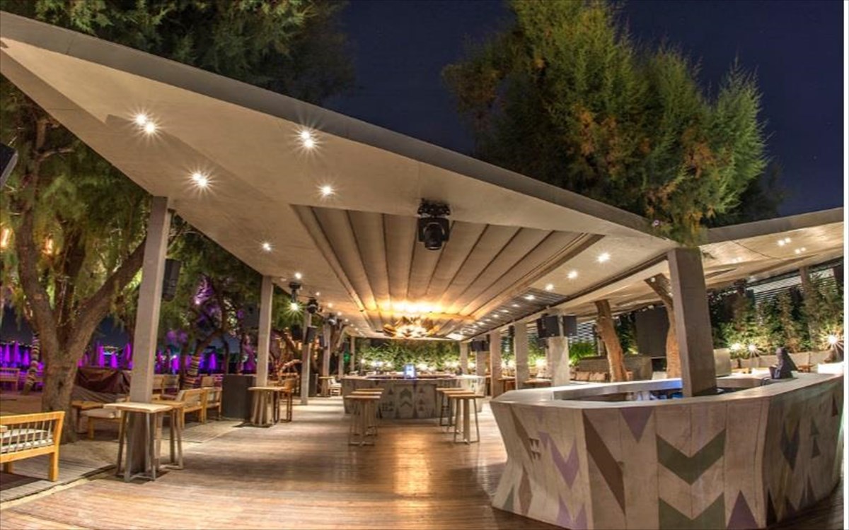 akanthous-summer-club