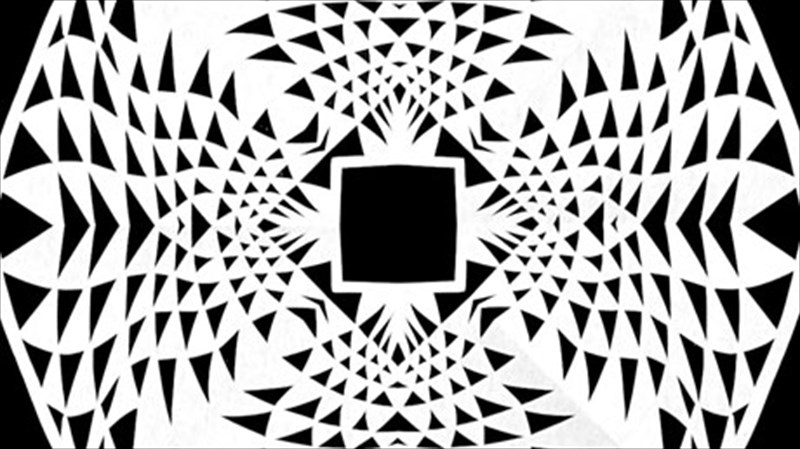 aspromaures-anadiploumenes-epifaneies-sto-lobby-tou-hilton