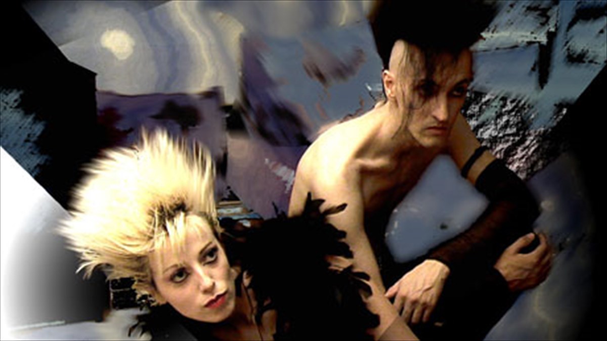 italiko-kai-egxorio-dark-wave-sto-kuttaro