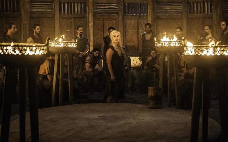 oi-gunaikes-pairnoun-tin-protoboulia-ton-kiniseon-sto-game-of-thrones