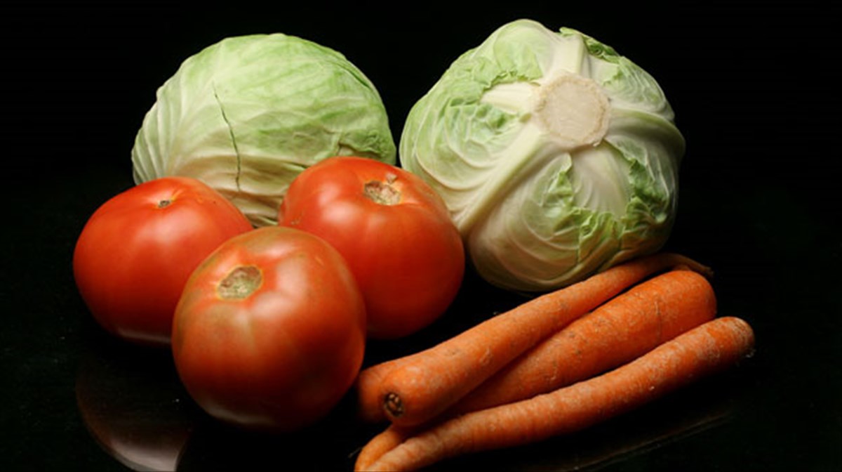 karota-mprokola-kai-laxana-prolambanoun-ton-karkino-tou-mastou