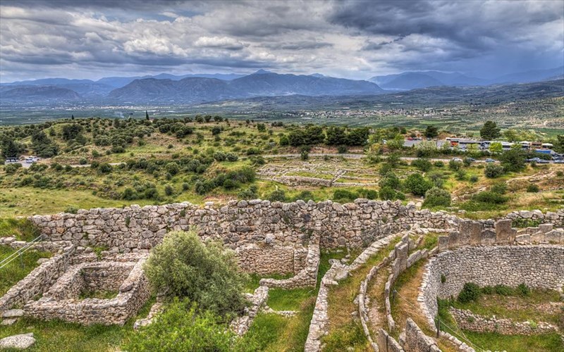 h-peloponnisos-stin-korufi-tis-listas-me-ta-kalutera-meri-tis-europis-tou-lonely-planet