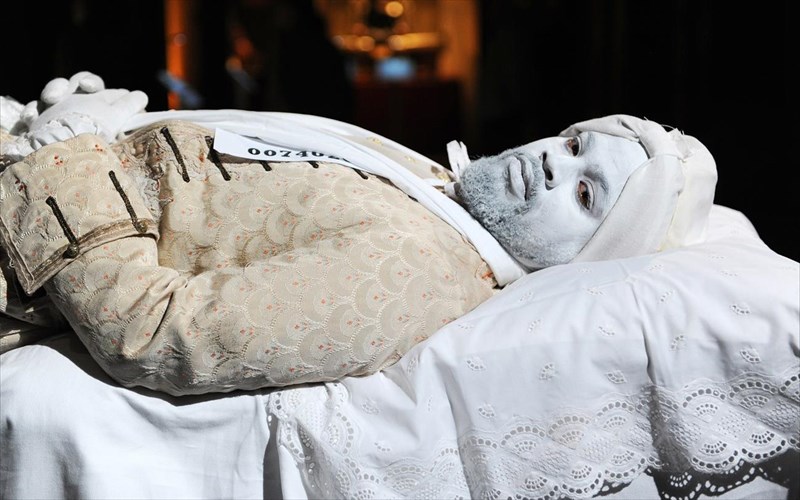 giati-to-exhibit-b-einai-mia-apo-tis-simantikoteres-ektheseis-pou-exoume-dei-stin-ellada