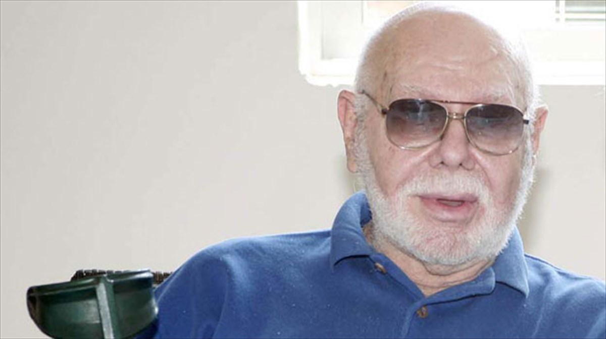 brabeio-eis-mnimin-tou-andrea-boutsina