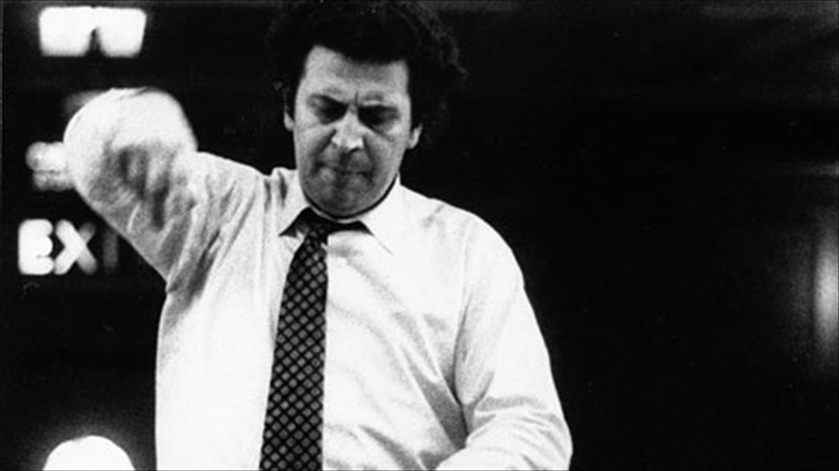 sunantisi-korufis-sto-megaro-mousikis