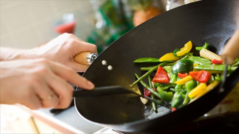 exoun-thesi-oi-eksisoseis-stin-kouzina-mas