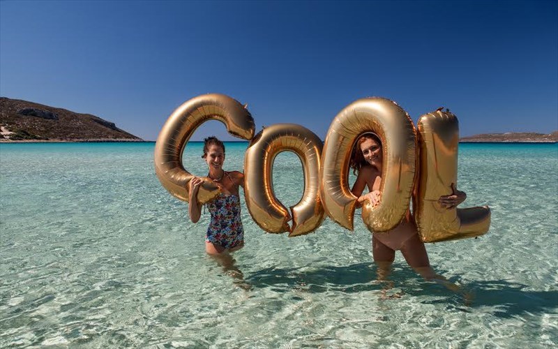 sun-of-a-beach-simainei-authentiko-elliniko-kalokairi-beach-simainei-authentiko-elliniko-kalokairi