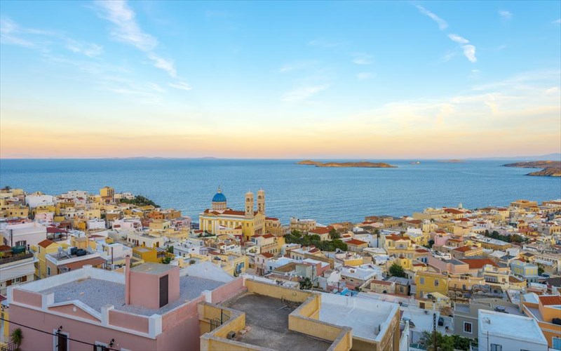 to-aigaio-ton-suggrafeon-xristina-poulidou