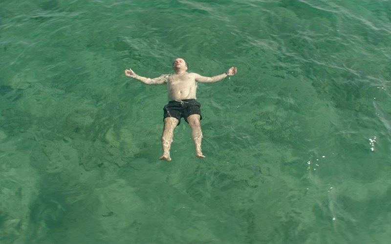 to-aigaio-sto-sinema-i-antiparos-tou-suntan-antiparos-tou-suntan