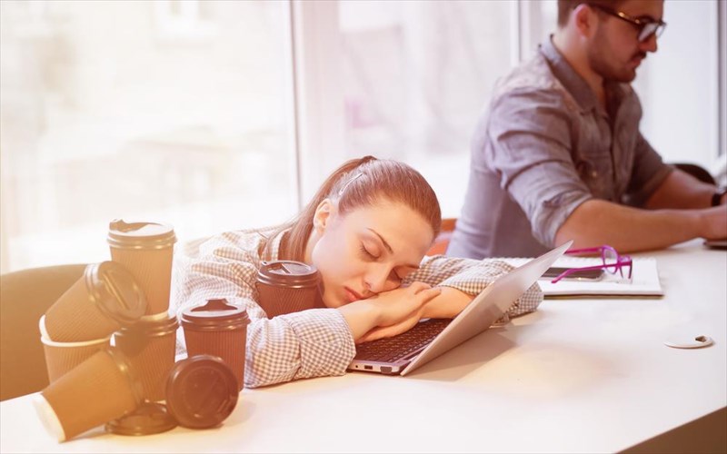 katapolemiste-ti-mesimeriani-upnilia-sti-douleia