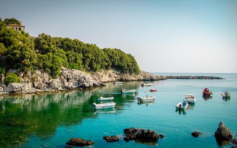 to-kalokairino-pilio-tou-aigaiou