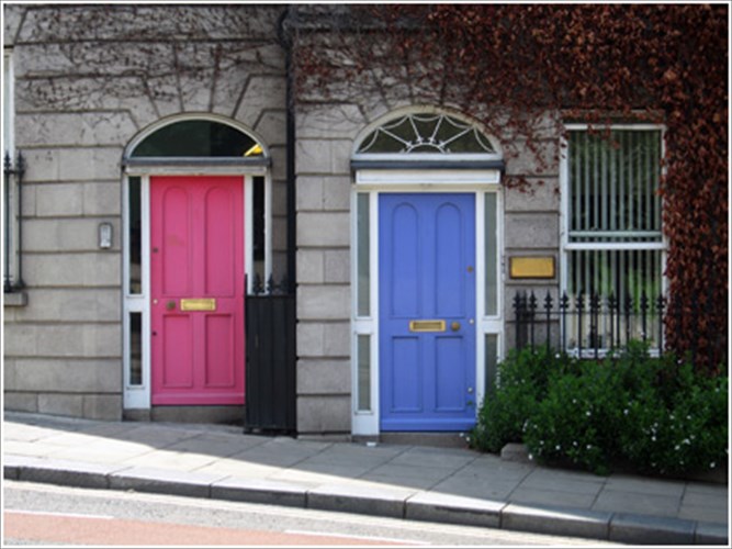 doublino-i-poli-pou-pote-den-koimatai