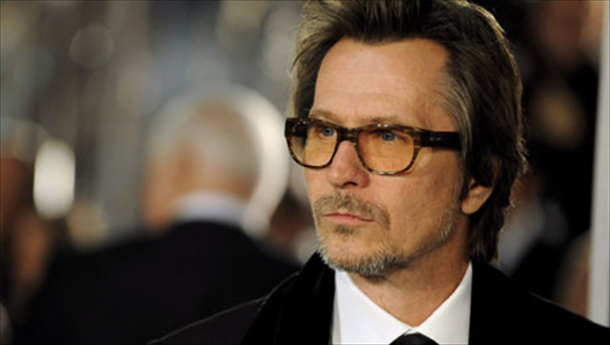 who-is-who-gkari-olntman