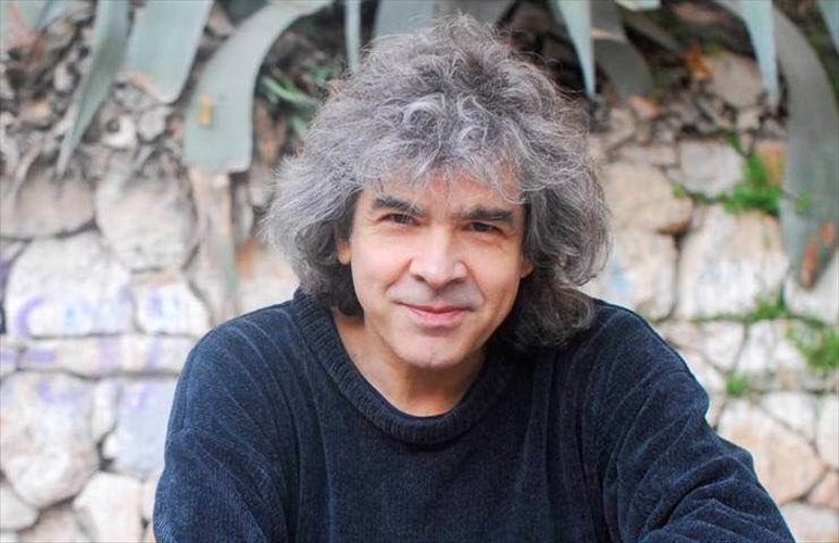 ston-mustiko-kipo-me-ton-niko-kupourgo