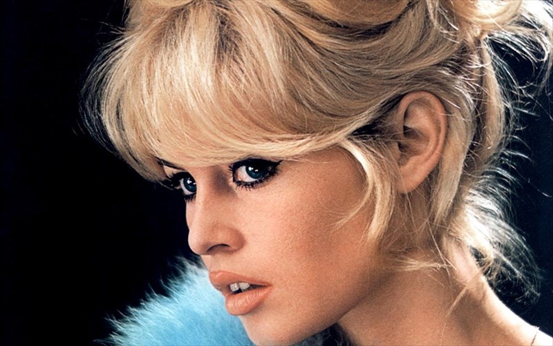 h-pio-tolmiri-ermineia-tis-brigitte-bardot-ksana-stous-kinimatografous