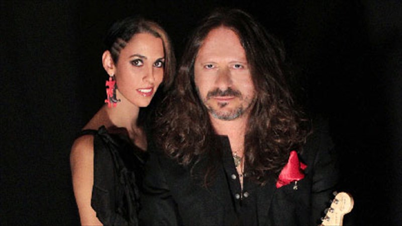 anoiksiatiki-antithesi-me-rok-kai-mpalantes