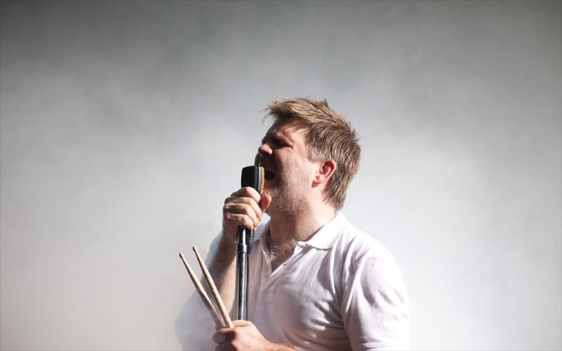 ena-live-pou-den-pige-sxedon-kaneis