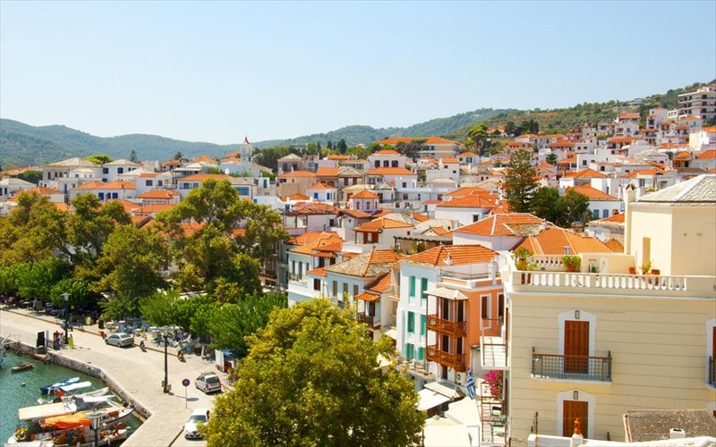 ta-kalutera-ellinika-nisia-sumfona-me-tin-telegraph-meros-b