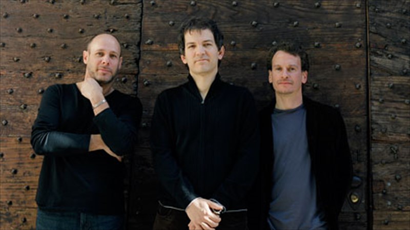 enas-dianooumenos-tis-jazz-sto-pallas