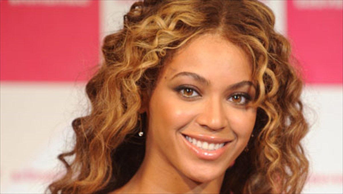 se-miouzikal-apo-90s-protagonistei-i-beyonce-beyonce