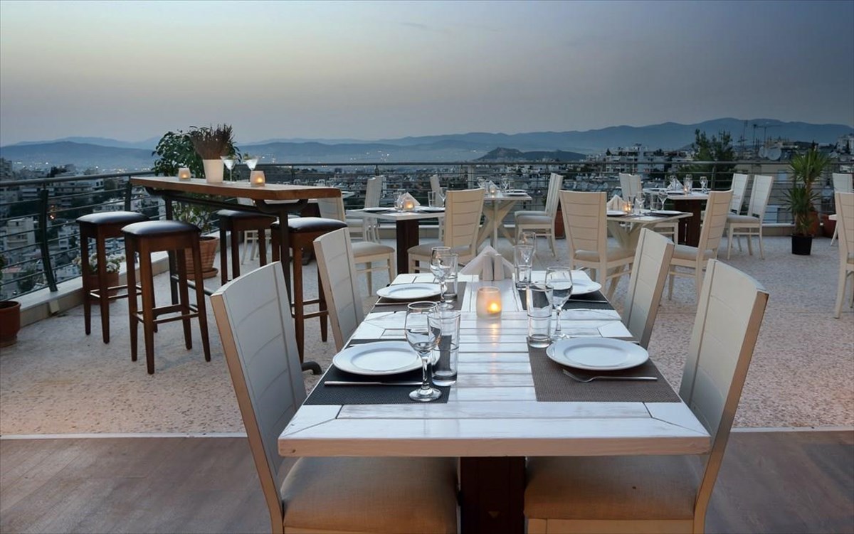 mpalkoni-stis-kuklades