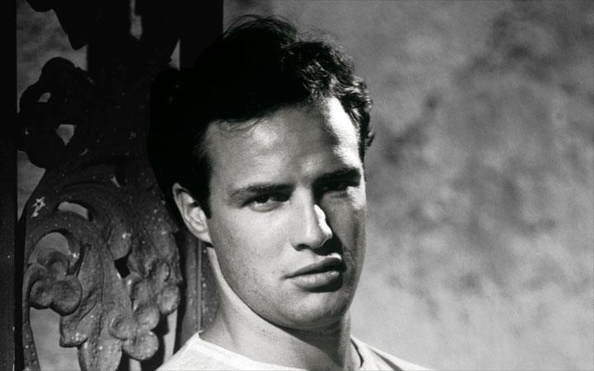 leoforeion-o-pothos-xutirio-pothos-xutirio