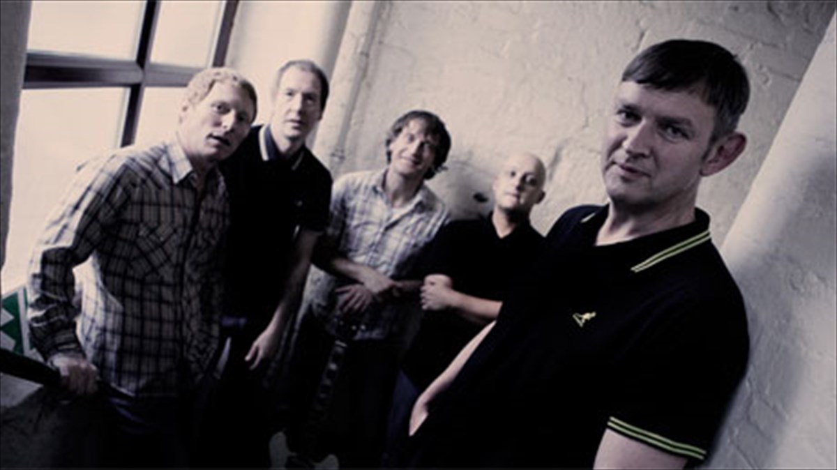 oi-agapimenoi-tou-ellinikou-koinou-inspiral-carpets-sto-fuzz