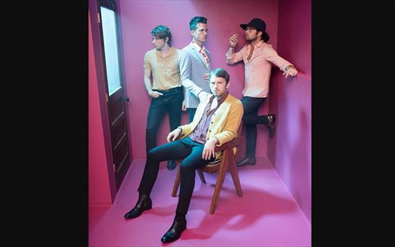 oi-kings-of-leon-epistrefoun-me-to-7o-album-tous