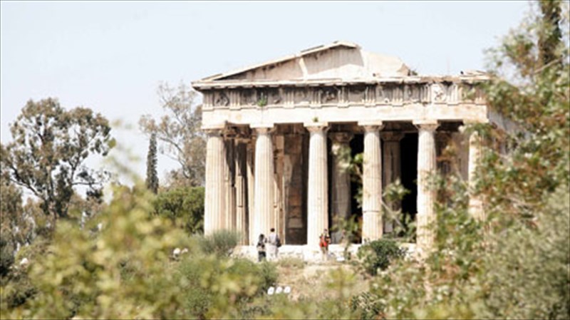 h-arxaia-agora-allazei-opsi