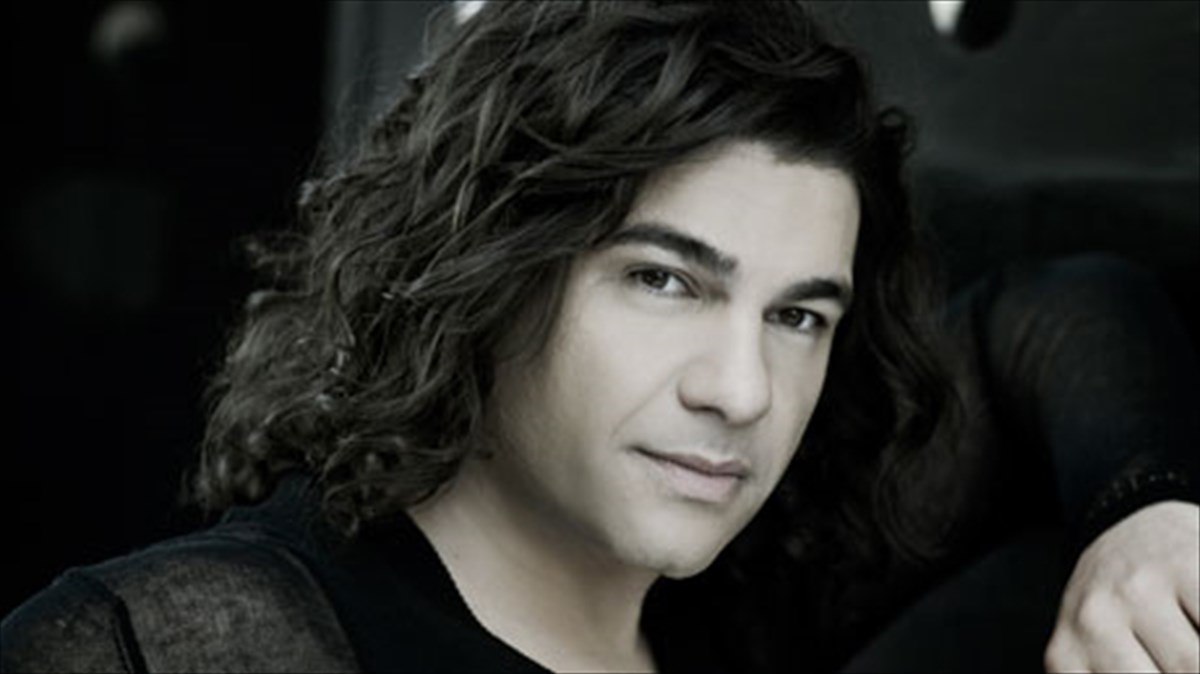 o-nikos-kourkoulis-live-sto-dc