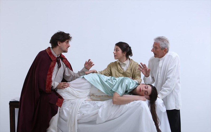 i-oraia-koimomeni-kai-o-prigkipas-asteris-sto-mikro-pallas-prigkipas-asteris-sto-mikro-pallas