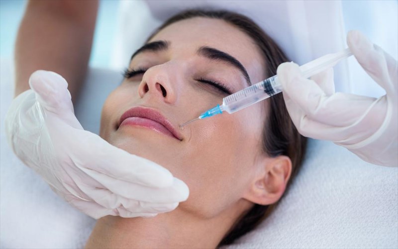 ksekatharizoume-mia-kai-kali-ta-panta-gia-to-botox