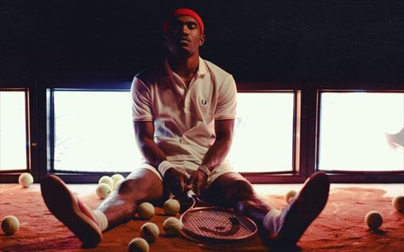 akousame-to-neo-almpoum-tou-frank-ocean