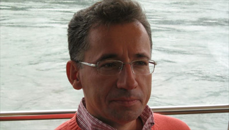 isidoros-zourgos-to-biblio-einai-kati-zontano-pou-gernaei-kai-auto