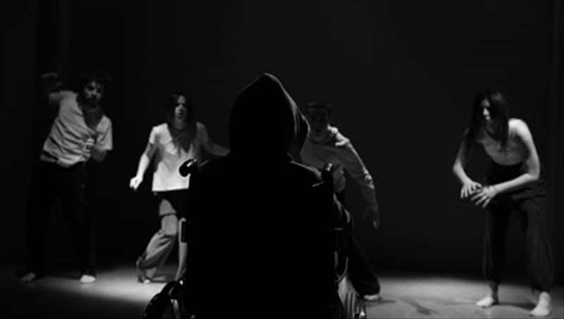 yparksiako-paramuthi-se-mple-apoxroseis