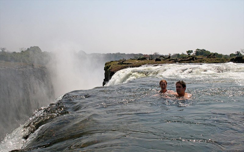 20-taksidia-pou-prepei-na-kanete-meta-ta-30