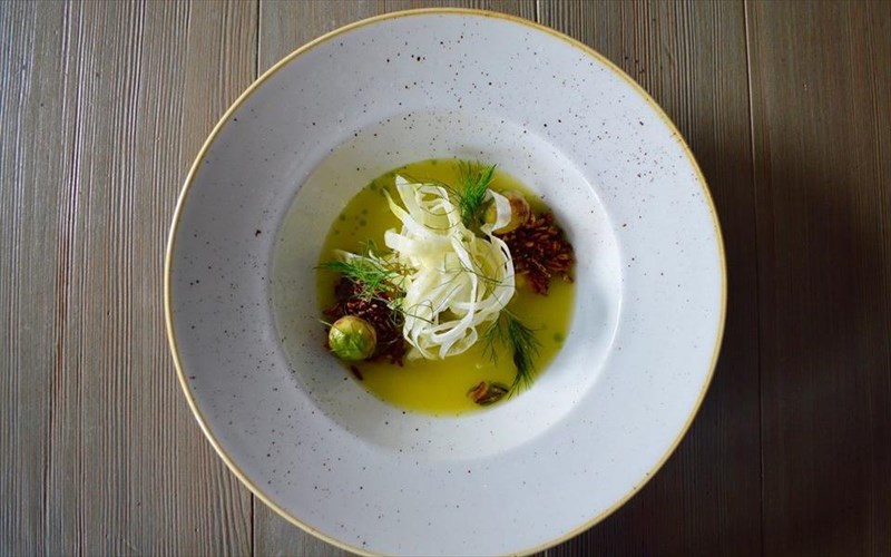 se-poies-poleis-oi-vegan-trone-kala