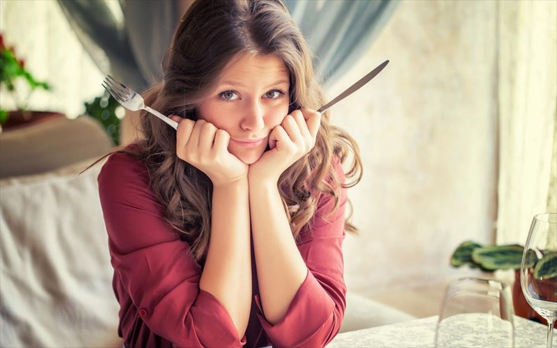 ti-na-thumaste-otan-trote-se-akriba-estiatoria