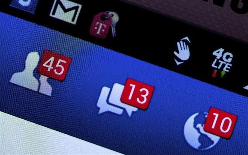 ti-deixnoun-oi-fotografies-pou-bazoume-sto-facebook-mathainoume-me-ti-boitheia-tis-eidikou