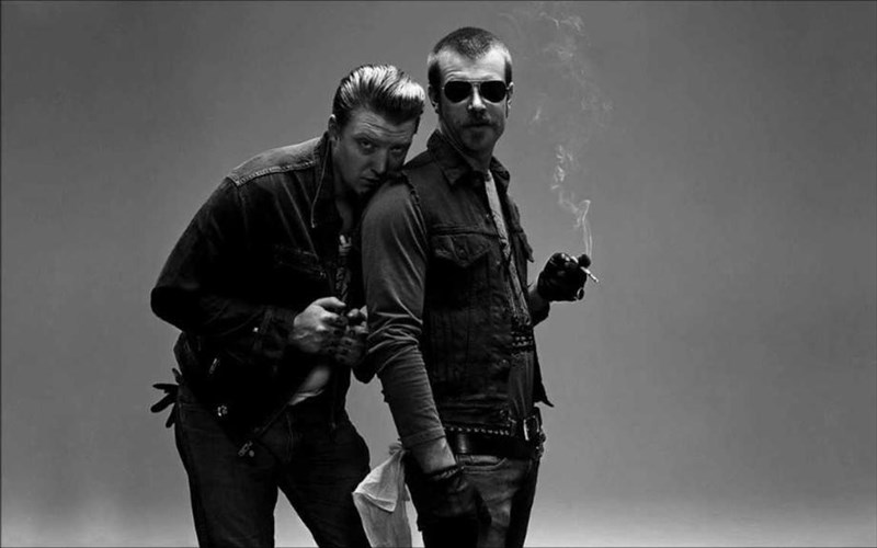 neo-ntokimanter-ton-eagles-of-death-metal-gia-tin-tragodia-sto-bataclan