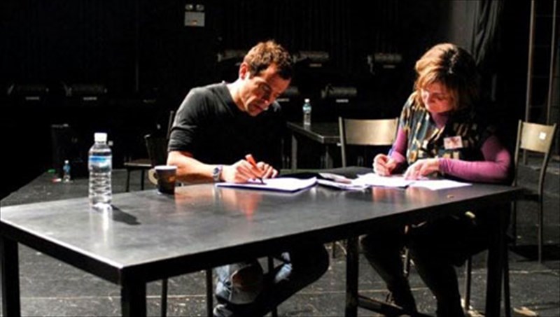 24oro-suggrafis-skinothesias-kai-ermineias